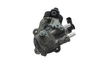 VOLKSWAGEN Passat B7 (2010-2015) Bensinpump 03L130755L,0445010526,05070312 25717424