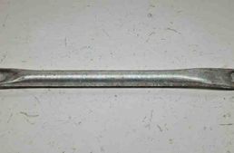 BMW 5 Series F10/F11 (2009-2017) Andra motorrumsdelar 7180316 32000089