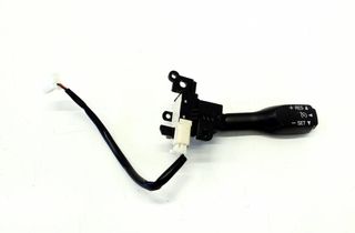 TOYOTA RAV4 4 generation (XA40) (2012-2018) Farthållarspaksratt 32381694