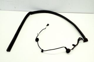 SEAT Alhambra 2 generation (2010-2021) Kablar till höger bakdörr 7N0839718T 32960171