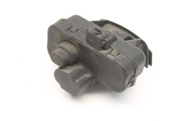 VOLKSWAGEN Tiguan 1 generation (2007-2017) Bränsletanklocklås 5N0810773B 21588848