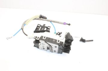 MERCEDES-BENZ A-Class W176 (2012-2018) Bakre vänstra dörrlås A2047302735 29840556