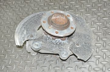 BMW Z4 E89 (2009-2017) Främre höger hjulnav 3028292