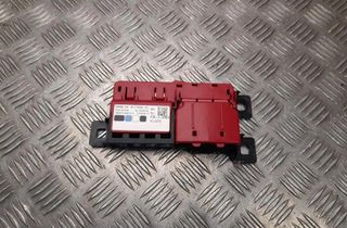 BMW X5 G05/G18 (2018-2024) Säkringsdosa 8717954 30046222