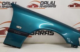 MERCEDES-BENZ C-Class W202/S202 (1993-2001) Främre högerskärm 33096646