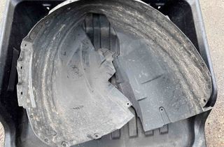 VOLVO S90 2 generation (2016-2023) Främre Vänster Inner Arch Liner 31497668 22628051