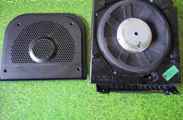 BMW M6 E63/E64 (2004-2010) Golvhögtalare på vänster sida 7838909, 36122010, 7832209 32395789