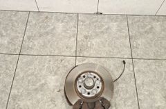 MERCEDES-BENZ SLK-Class R171 (2004-2011) Främre vänster hjulnav A2093320001,A0034202383,A2034210512 27135788