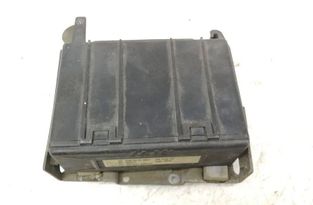 VOLKSWAGEN Polo 2 generation (1981-1994) Komfortkontrollenhet KBA16645,HJS63010027 30329863