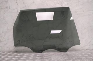 PORSCHE Cayenne 958 (2010-2018) Höger sida skjutdörrsglas 32800055