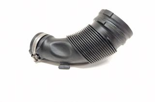 AUDI A4 B7/8E (2004-2008) Luftintagsrör 04L129661B 30545722