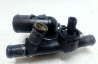 RENAULT Laguna 3 generation (2007-2015) Termostat 8200907234 27535348