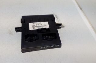 AUDI Q7 4L (2005-2015) Strömfördelningslåda 4F0907279 27707672