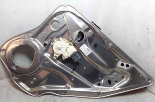 MERCEDES-BENZ C-Class W204/S204/C204 (2004-2015) Fönsterhiss för höger bakdörr A2048204302 27717305