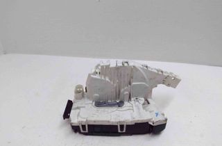 MERCEDES-BENZ E-Class W212/S212/C207/A207 (2009-2016) Bakre höger dörrlås A2047302235 28693941