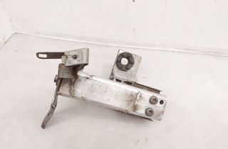 MERCEDES-BENZ C-Class W205/S205/C205 (2014-2023) Stötfångarförstärkningsförlängning vänster sida A2056203701 32965889