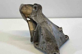 BMW 1 Series E81/E82/E87/E88 (2004-2013) Motorfäste höger sida 6764574 30671672