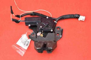 DODGE Magnum 1 generation (2003-2008) Bakluckans bagagerumslås DODGE 29498382