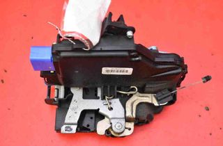 VOLKSWAGEN Touran 1 generation (2003-2015) Främre vänstra dörrlås 3D1837015 31957491