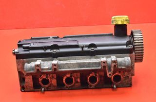 RENAULT Megane 2 generation (2002-2012) Motorns cylinderhuvud 347759 32974033