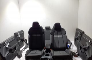 AUDI A3 8Y (2020-2024) Invändiga säten med dörrkortssats 32984786