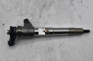 NISSAN Qashqai 1 generation (2007-2014) Bränsleinsprutare H8201636333 31193675