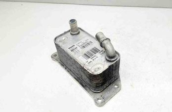 VOLVO XC60 1 generation (2008-2017) Oljekylare 31325045 32666604