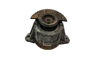 MERCEDES-BENZ C-Class W204/S204/C204 (2004-2015) Motorfäste fram A2042400117 31774966