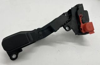 BMW 5 Series G30/G31 (2016-2023) Strömfördelningslåda 9339829 22171700