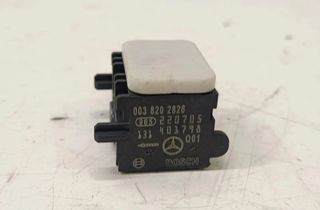 MERCEDES-BENZ R-Class W251 (2005-2017) Fram vänster stötsensor 0038202826 30185185