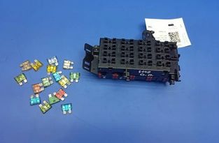 MERCEDES-BENZ S-Class W140/C140 (1991-1998) Säkringsdosa 1405451601,08554325,1405451740 21207321