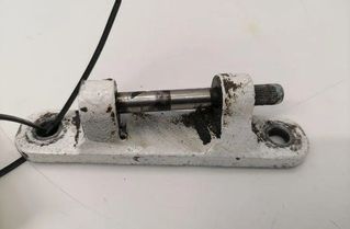 MERCEDES-BENZ W124 1 generation (1984-1994) Bakre höger dörrgångjärn W123 21222259