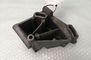 MERCEDES-BENZ W124 1 generation (1984-1994) Monteringsfäste för servopump 1234660241 21223071