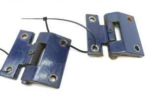 MERCEDES-BENZ W115 1 generation (1968-1976) Andra kroppsdelar 30245698