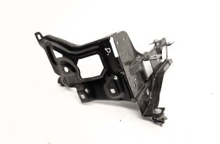 BMW 2 Series Active Tourer F45 (2014-2018) Höger strålkastarfäste 32851539