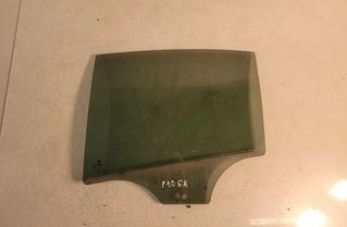 BMW 5 Series F10/F11 (2009-2017) Bakre vänster dörrglas 25736085