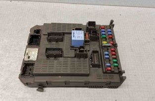 CITROËN C5 1 generation (2001-2008) Säkringsbox 9649301780 32557430