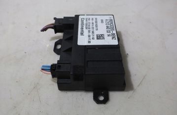 MERCEDES-BENZ C-Class W204/S204/C204 (2004-2015) Bränslepumpkontroll 32889087