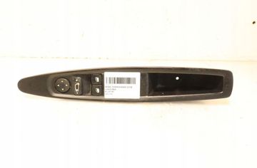 CITROËN C4 1 generation (2004-2011) Främre höger dörrfönsterbrytare 261104 32916959