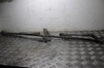 CITROËN C4 1 generation (2004-2011) Vindrutetorkare fram 32917950