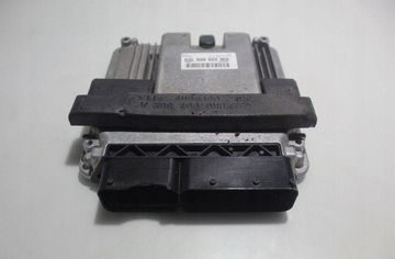 AUDI A4 B7/8E (2004-2008) Motorstyrenhet ECU 32922833