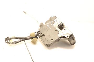 MERCEDES-BENZ CLS-Class C219 (2004-2010) Främre vänstra dörrlås 32940815