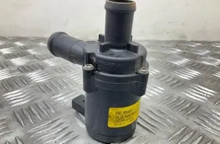 VOLKSWAGEN Touareg 2 generation (2010-2018) Cirkulationsvattenmotor 7L0965561L 34720881