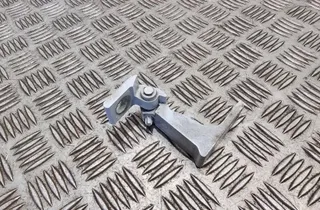 AUDI A1 8X (2010-2020) Bakre vänstra dörrgångjärn 8x4833403 33493286