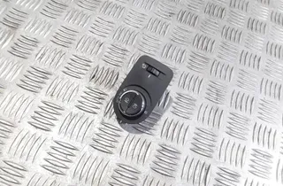 OPEL Crossland X 1 generation (2017-2023) Strålkastarbrytare kontrollenhet 39050760,7305N530760 33529527