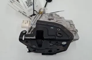 VOLKSWAGEN Passat B7 (2010-2015) Bakre höger dörrlås 3C4839016A 33275805