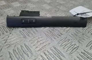 VOLKSWAGEN Phaeton 1 generation (2002-2016) Luftcirkulationsbrytare 33306704