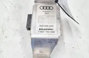 AUDI A2 8Z (1999-2005) Ljudförstärkare 8Z0035223 33390802