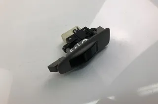 MAZDA Premacy CP (1999-2005) Bakre höger dörrfönsterkontrollbrytare 358-2N12 14460948