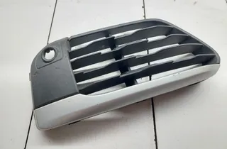 BMW X1 F48/F49 (2015-2023) Främre vänster grill 51117354777,7354777 34536374